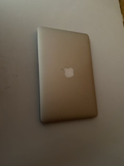 MacBook Air 2011 на запчасти