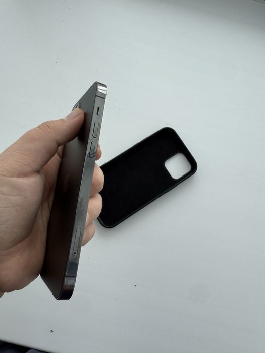 Айфон 12 про 128ГБ все работает