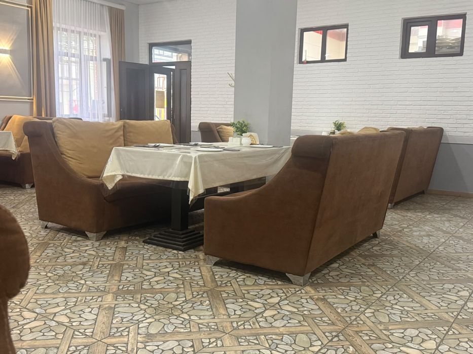 Продам диван, стол