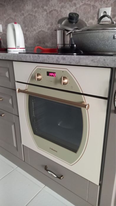 Продам кухонную мебель