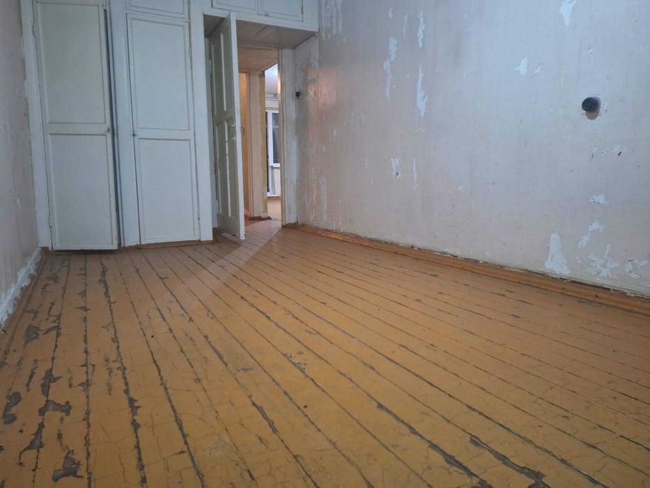 Продам 3 комн. кв., в центре, ресторан Европа