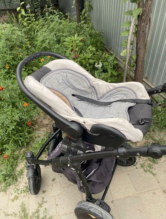 Коляска детская Zippy 3 в 1