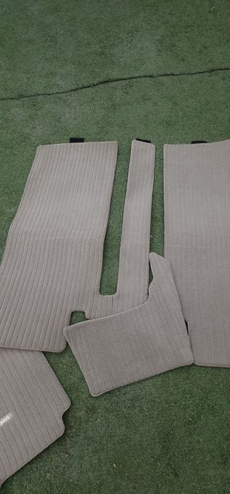 Коврики Estima  диван