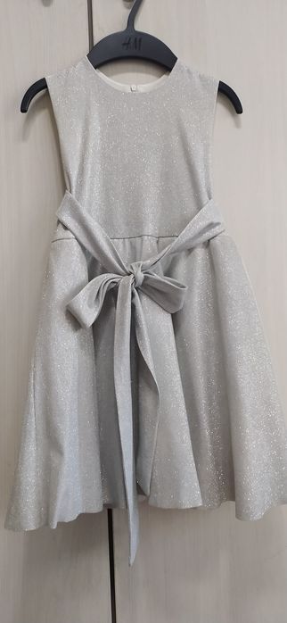 Платья на девочку. 6-8 лет