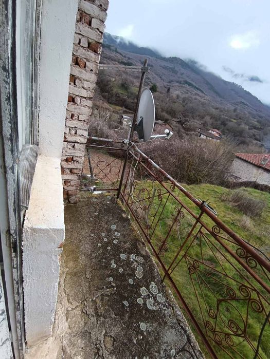 Къща в тихо и спокойно населено място