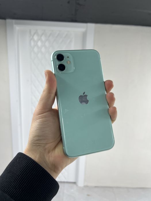 iPhone 11 128GB с коробкой