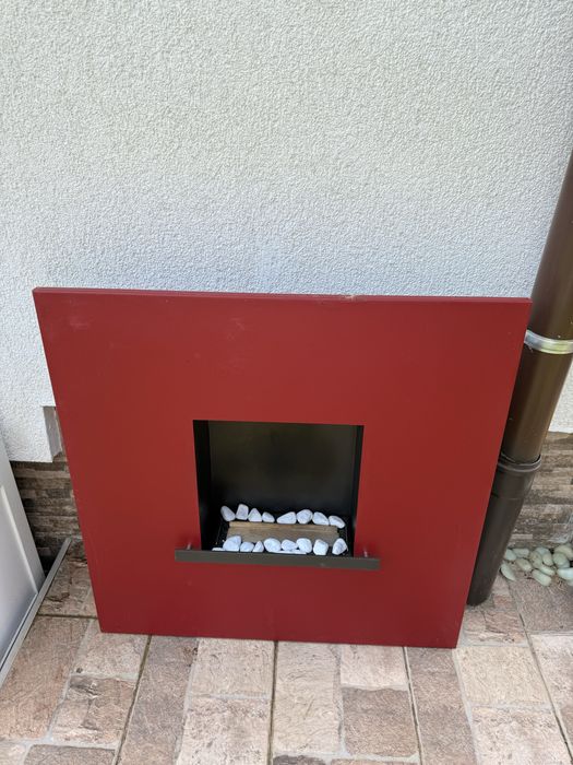 Șemineu pe bioetanol – ca nou, design modern