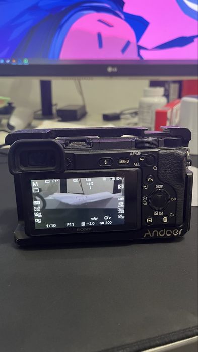 Sony a6400 с клеткой от andoer