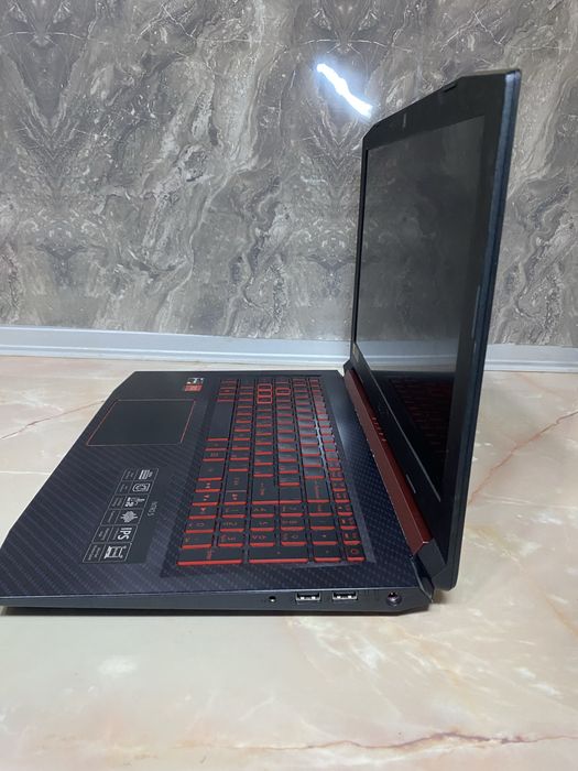 Ноутбук Acer Nitro