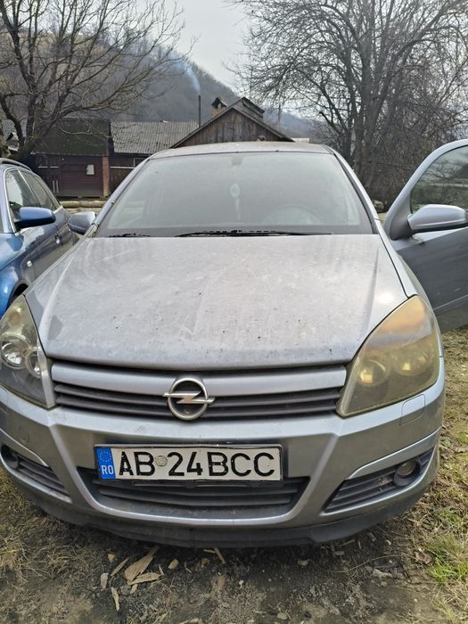 Vând Opel Astra G, cu GPL , motor funcțional .