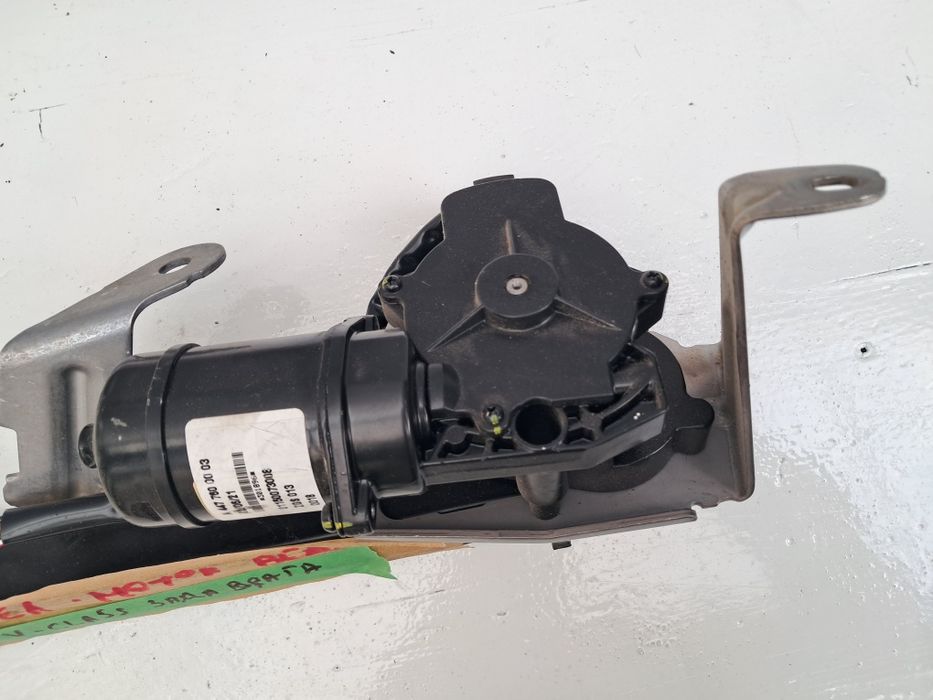 Ел мотор задна врата Mercedes  447 V Classa