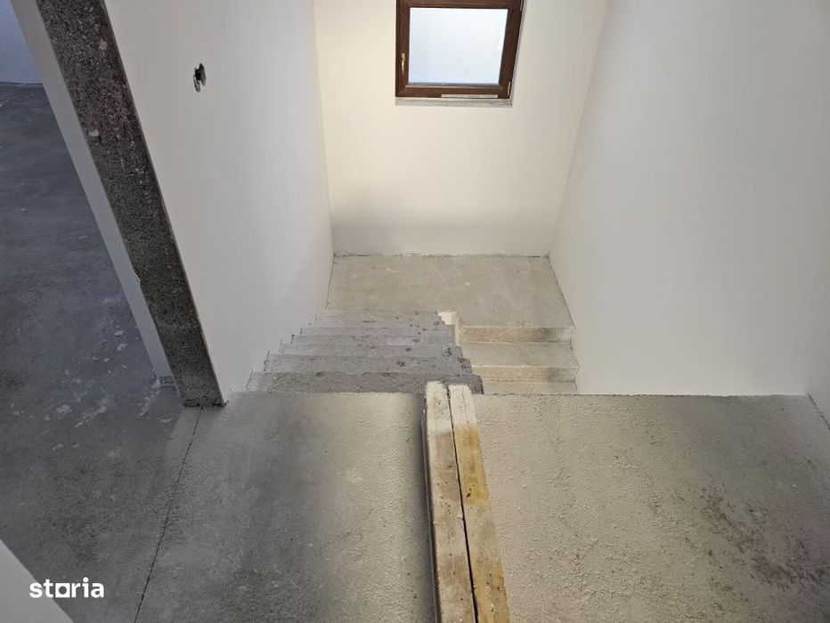 Casa individuala , 4 camere , 3 bai ,150 mp , teren 500 , Dezmir