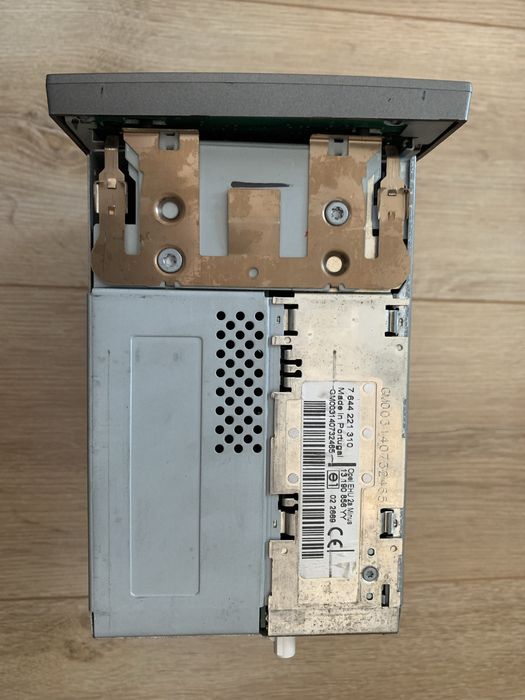 CD- плейър Pioneer и CD 30 OPEL