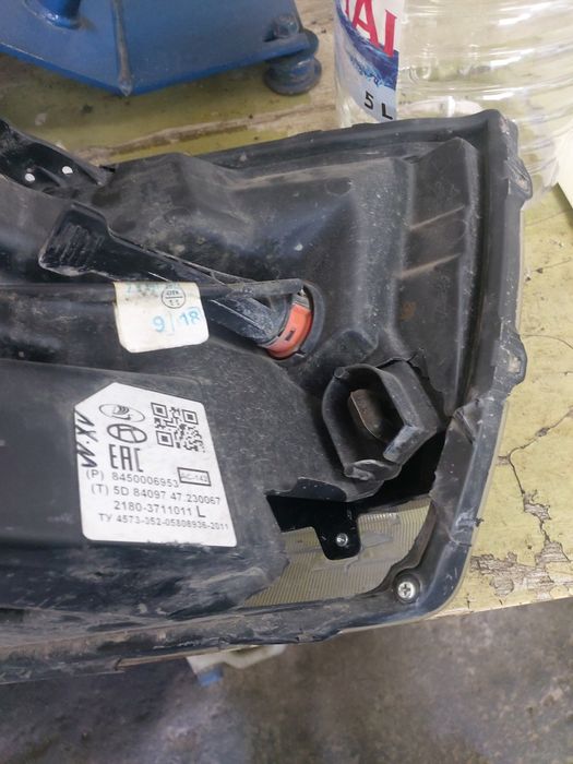 Фара левая Веста оригинал