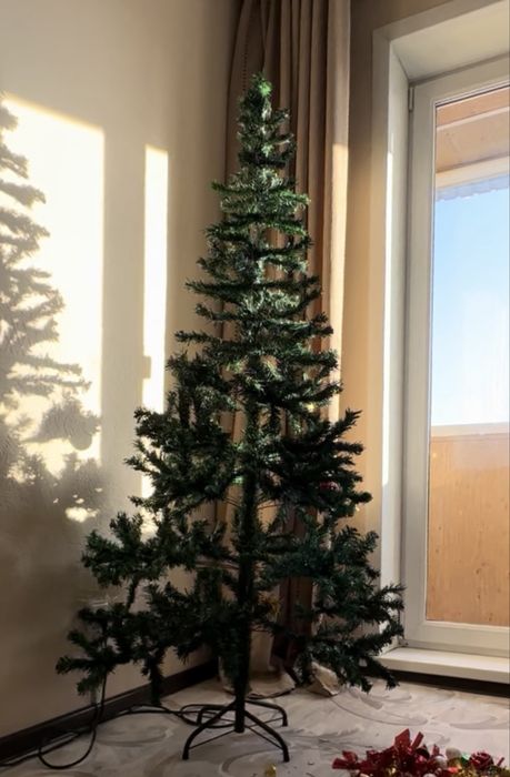 Елка новогодняя.