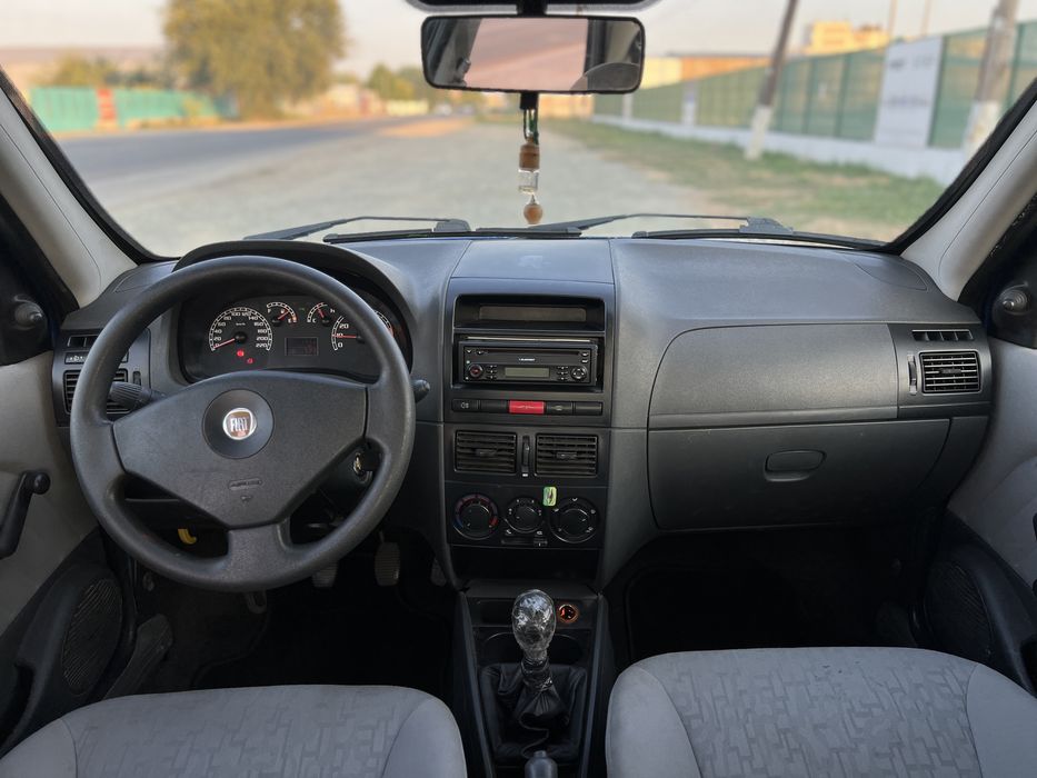 Fiat Albea 1.4 benzina 118 000 km 2009 acte valabile , proprietar