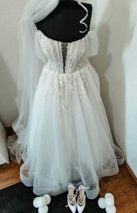 Vând rochie mireasă mărimea xs|s