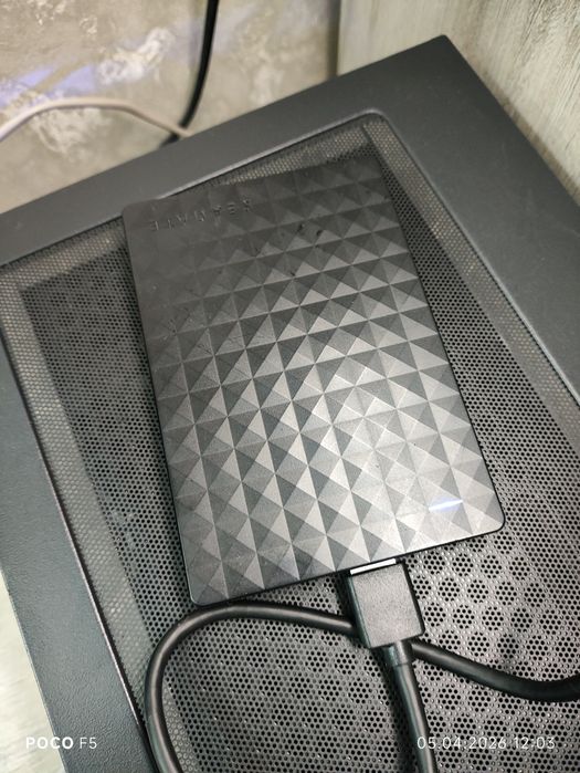Внешний жёсткий диск Seagate 2tb