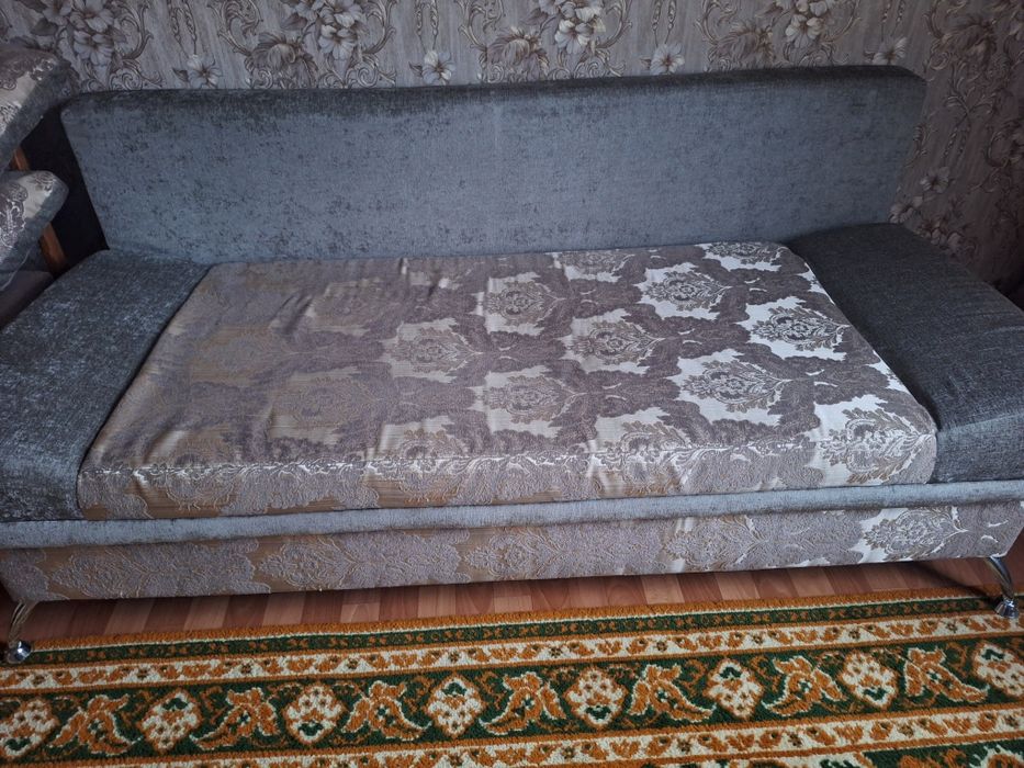 Диван в отличном состоянии