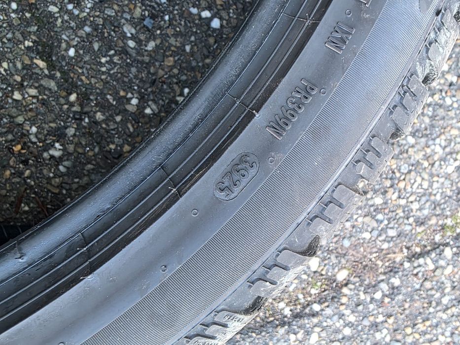 Anvelope iarna 275/35R22 315/30R22 Pirelli Runflat BMW X5, X6