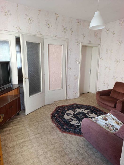 Дава се под наем Четиристаен апартамент в Плевен, Идеален център - 100 кв.м за 199.41 € - Снимка #2