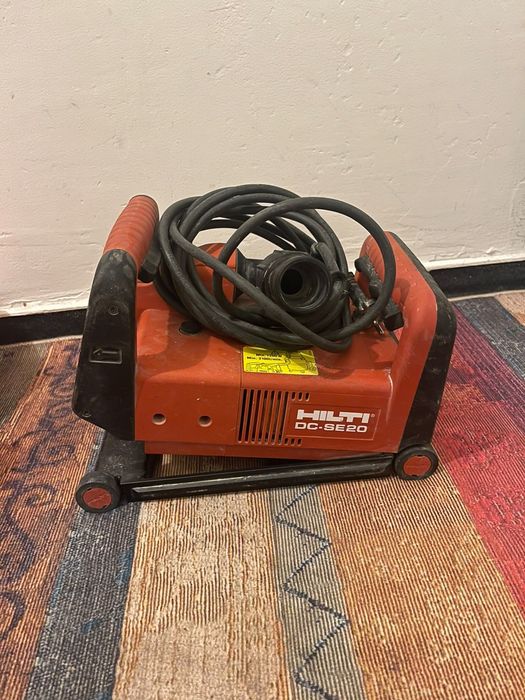 Hilti DSH 900 și  Hilti DC-SE 20