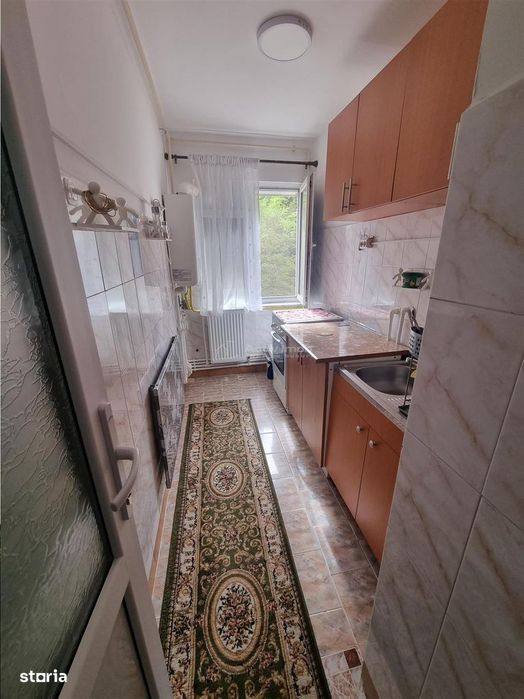 Apartament 2 camere et 2 zona 300  Cuza Voda langa Pompieri