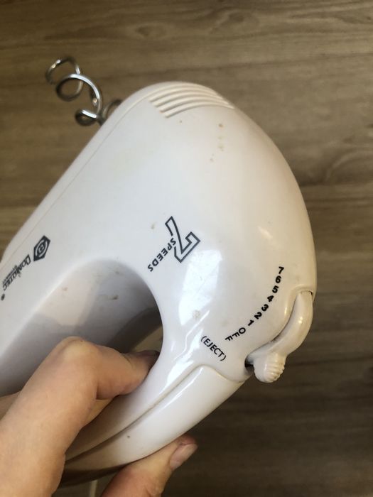 Ручной миксер