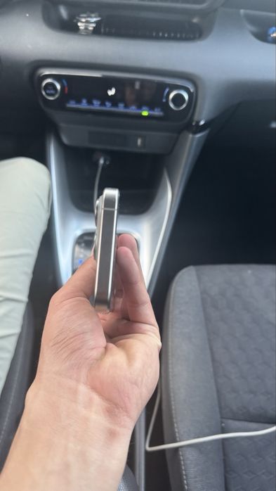 IPHONE 15 pro 128GB