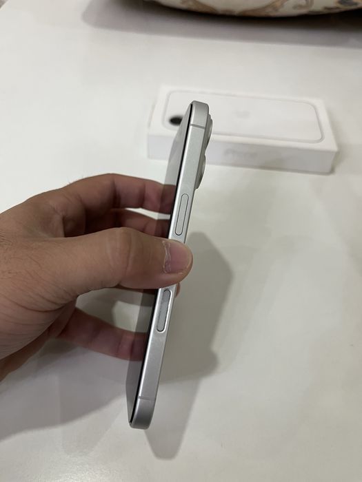 Iphone 16 в идеальном состоянии