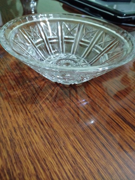 Ваза хрустальная.