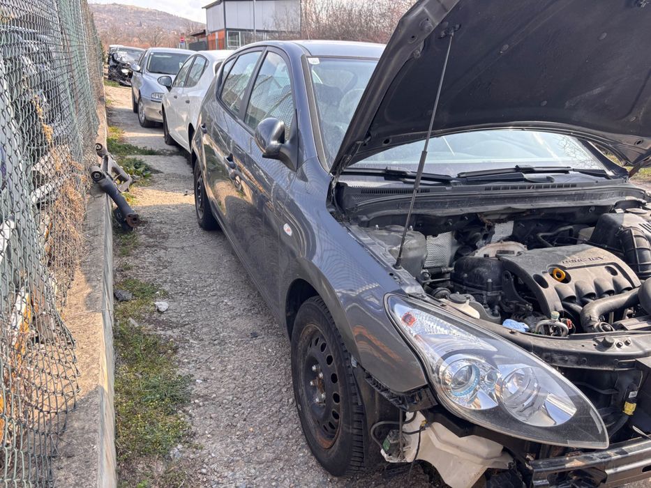 HYUNDAI i30 за части