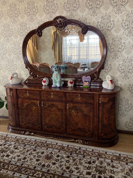 Камод  комплект с зеркалом