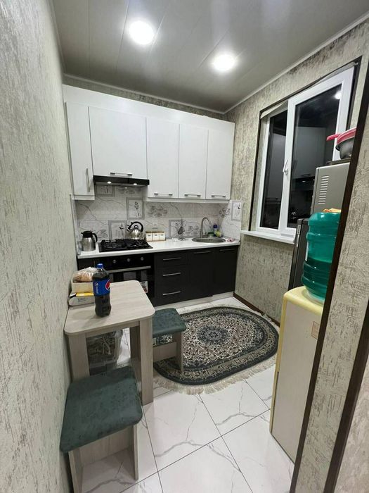 Yashnabodda 2 xonali kvartira sotiladi