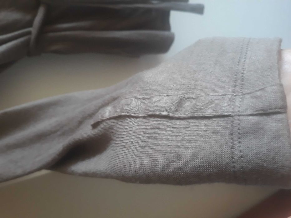 Etam дамска блуза от много фина вълнена тъкан