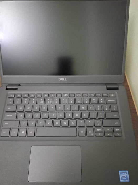 Laptop Dell neutilizat cu windows 10 pro instalat
