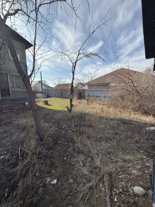 Дача с летним домиком