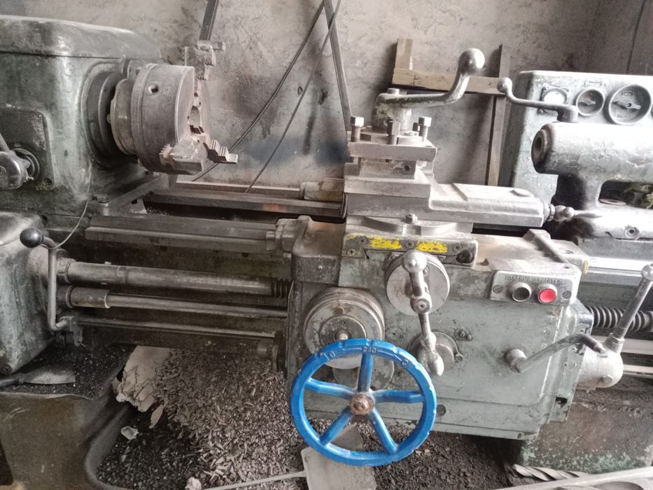 Токарный станок срочно продам