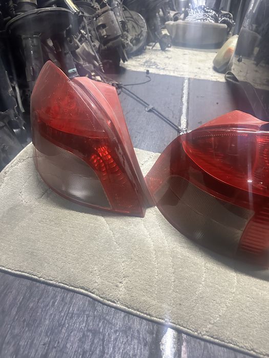 Фанарь на Ярис ……………..