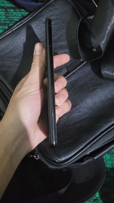 Qora Samaung s21+ 5g korea