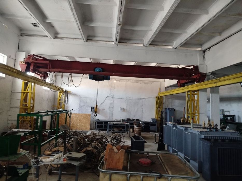 Сдам в аренду производственную территорию с цехом 14 соток