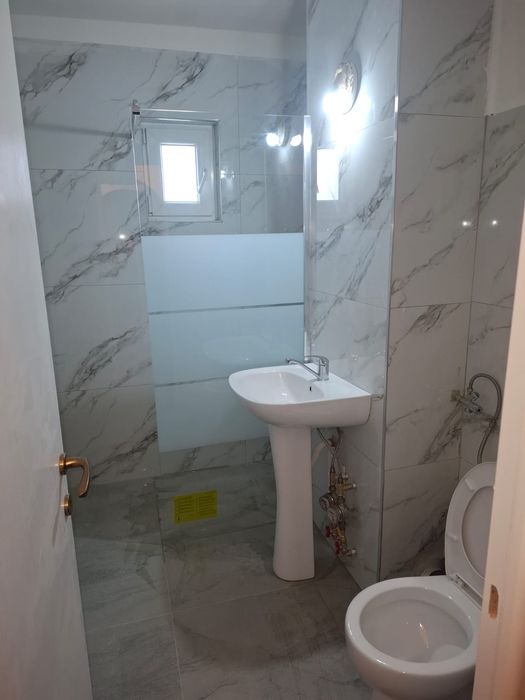 Apartament de închiriat cu 2 camere