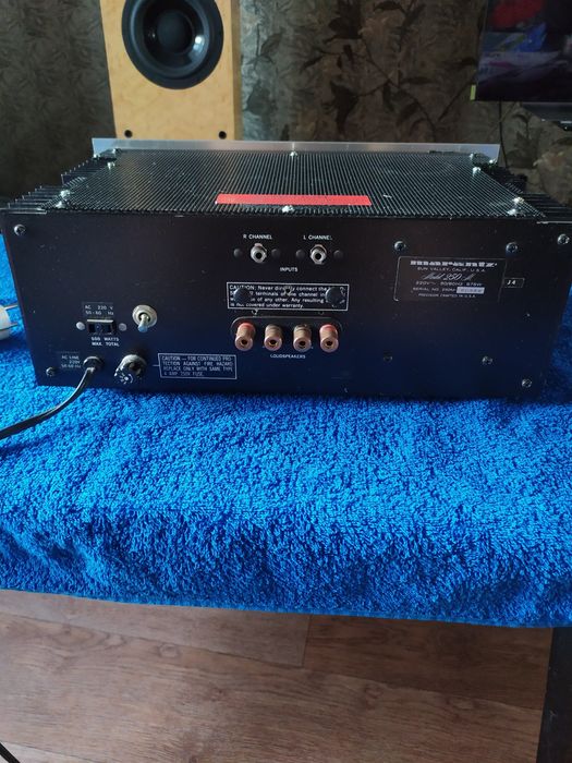 Стерео усилитель мощности Marantz 250M