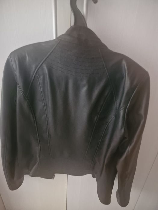 Продам пальто 44-46 размер