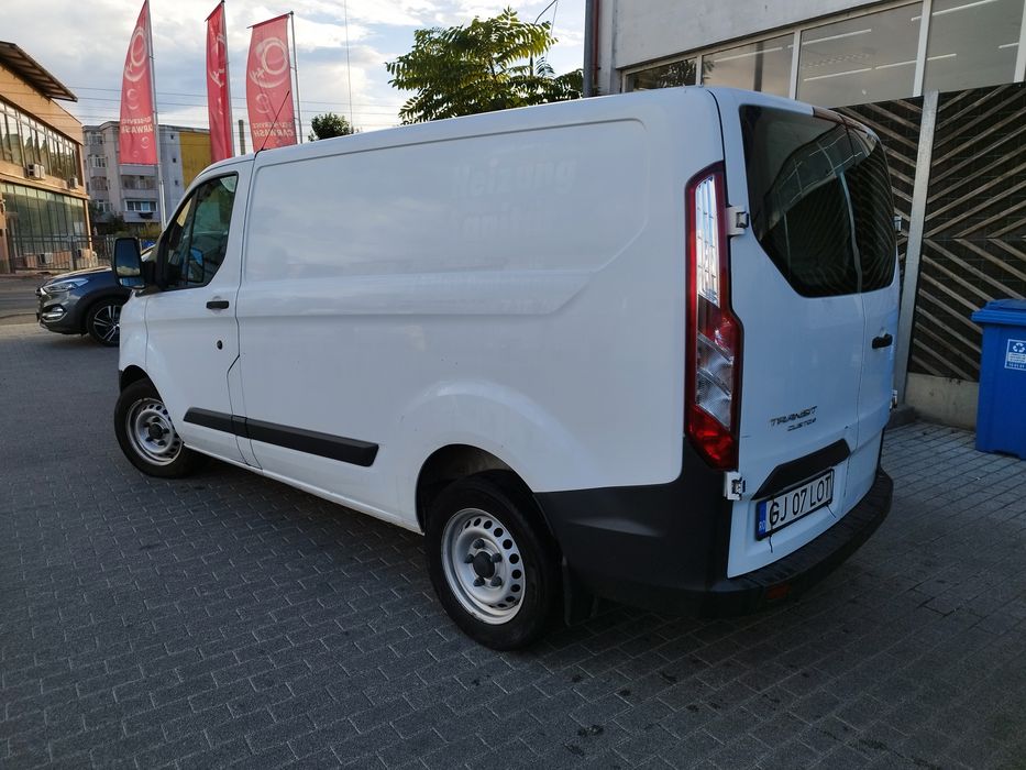 Vând Ford Transit Custom