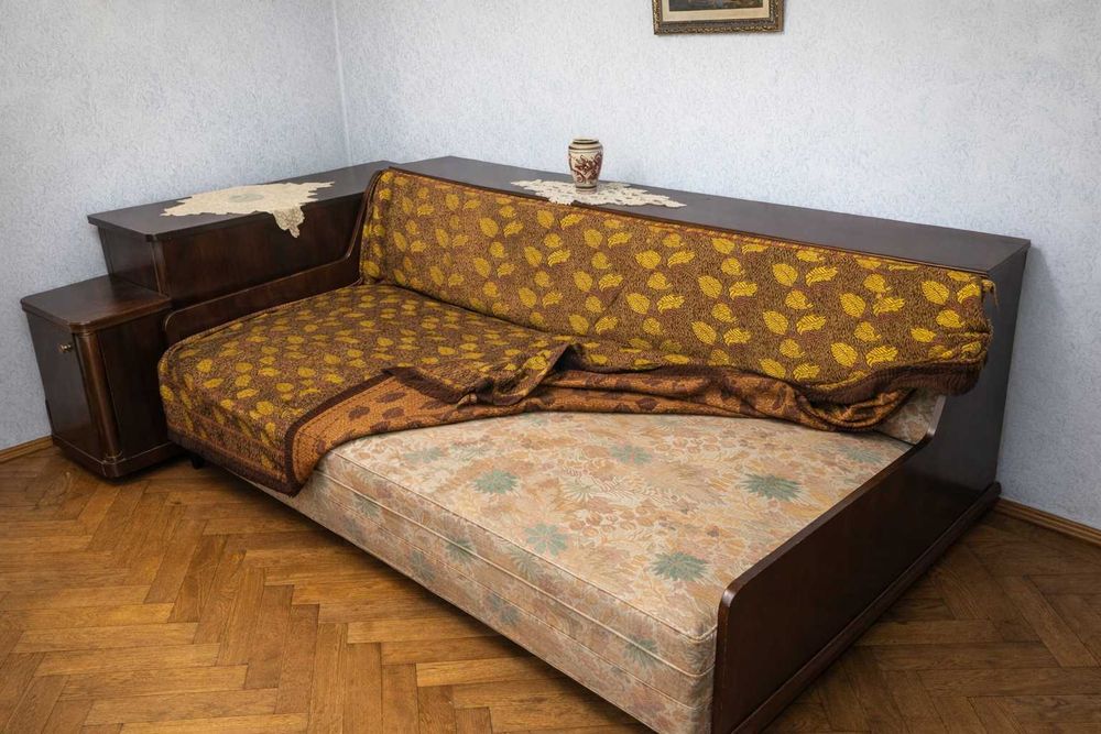 Recamier/Canapea extensibila vintage + lada de zestre – stare perfecta