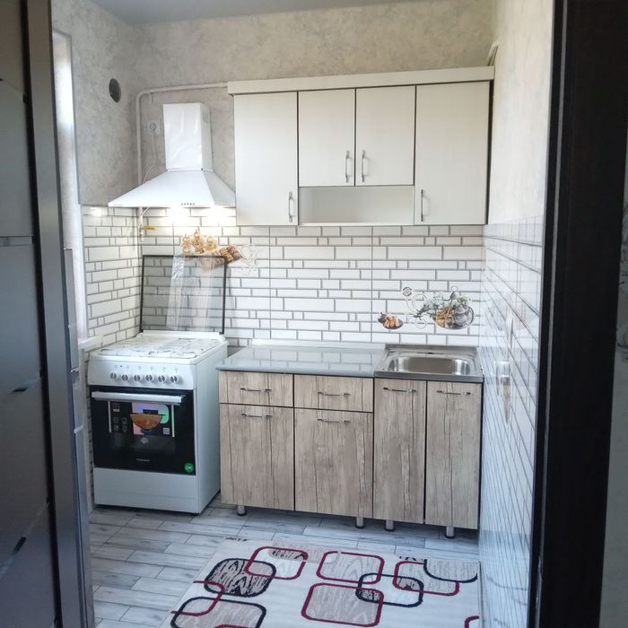 Ozimni uymi toza hammasi oldida metro mirzo ulugbek + graj ham bor