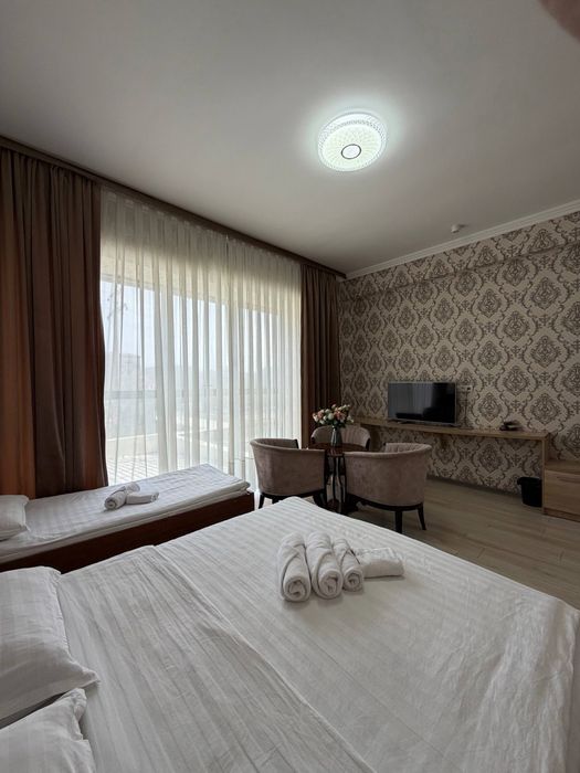 Изза готовая гостиница 52номеров 2900кв.м первая линия со всеми удобст