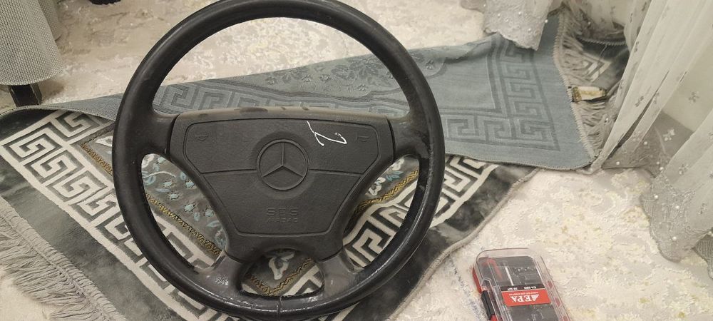 124 Mercedes Benz Rul