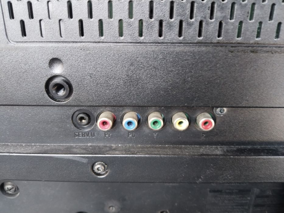 Dau Gratis LCD tv Philips cu telecomanda